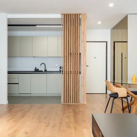 The Bronze Loft - One Cotroceni * Bucureşti