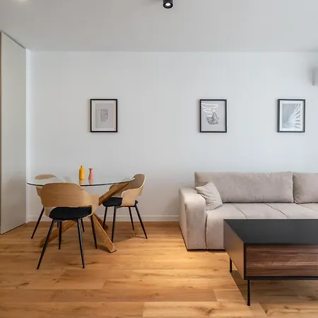 Апартаменты The Bronze Loft - One Cotroceni *