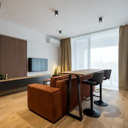 The Bronze Loft - One Cotroceni Bükreş