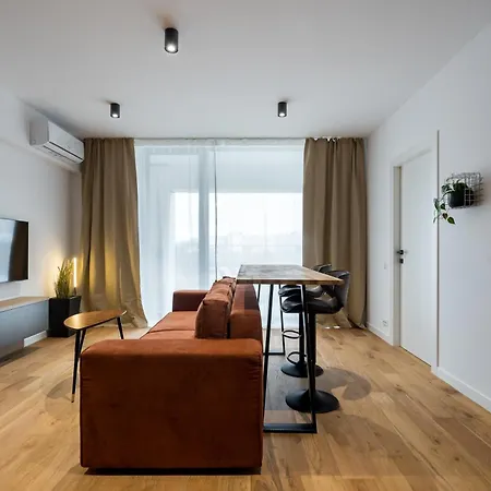 The Bronze Loft - One Cotroceni Bucharest
