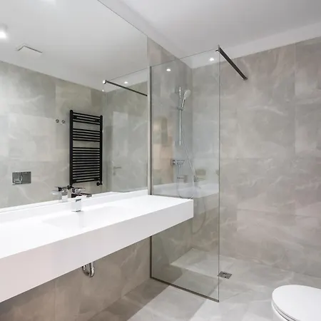 The Bronze Loft - One Cotroceni *