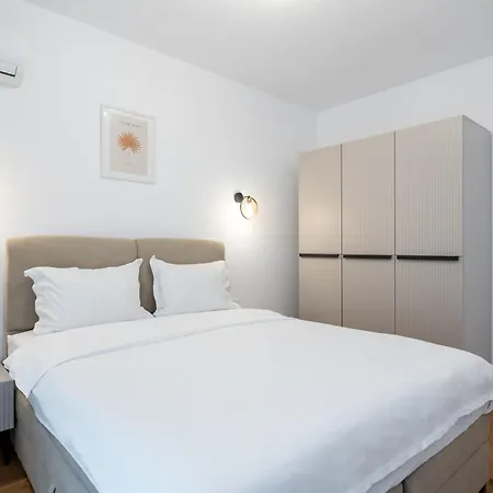 The Bronze Loft - One Cotroceni Bucharest