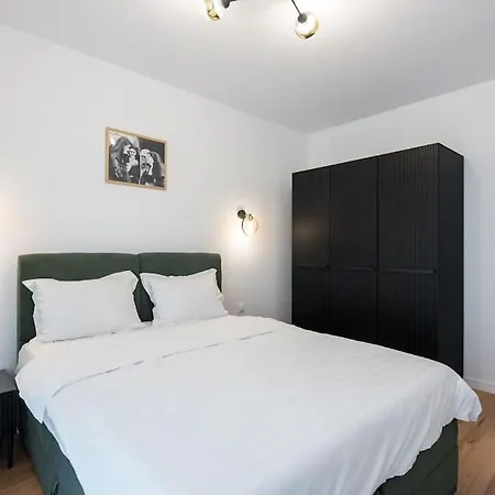 The Bronze Loft - One Cotroceni Bucharest