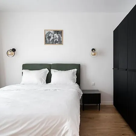 The Bronze Loft - One Cotroceni *