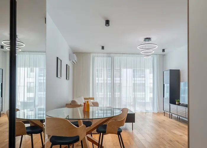 The Bronze Loft - One Cotroceni *